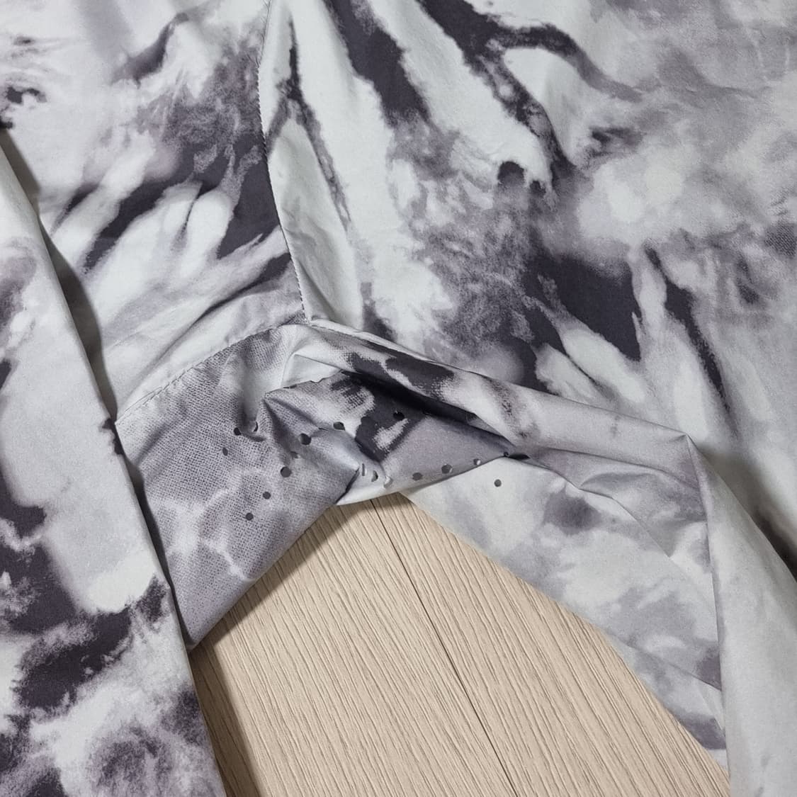 타이다이 타공 러닝 자켓 상품이미지2