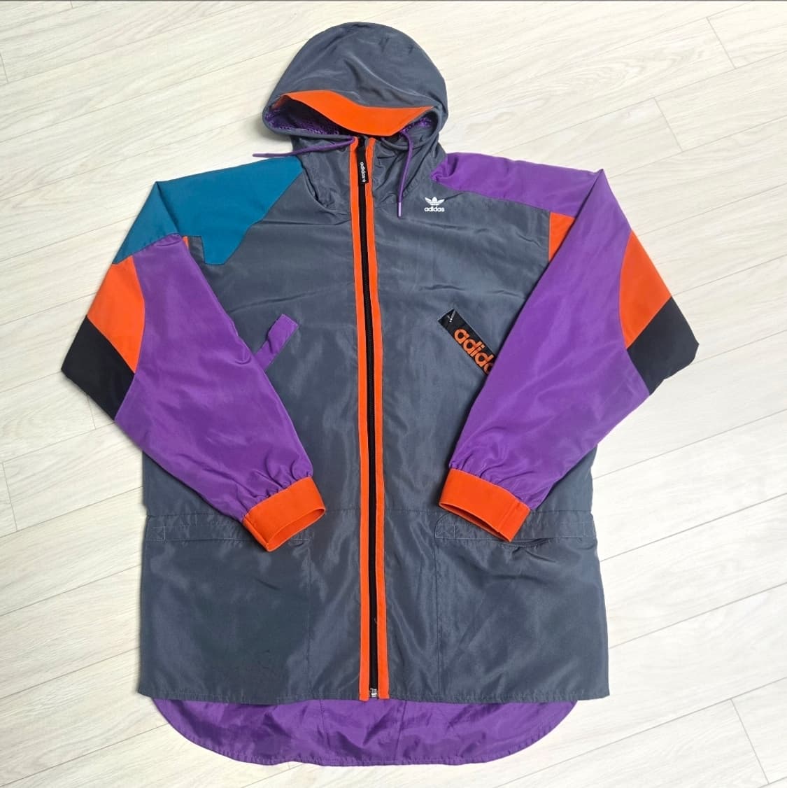 아디다스 카르카이 윈드브레이커 상품이미지1