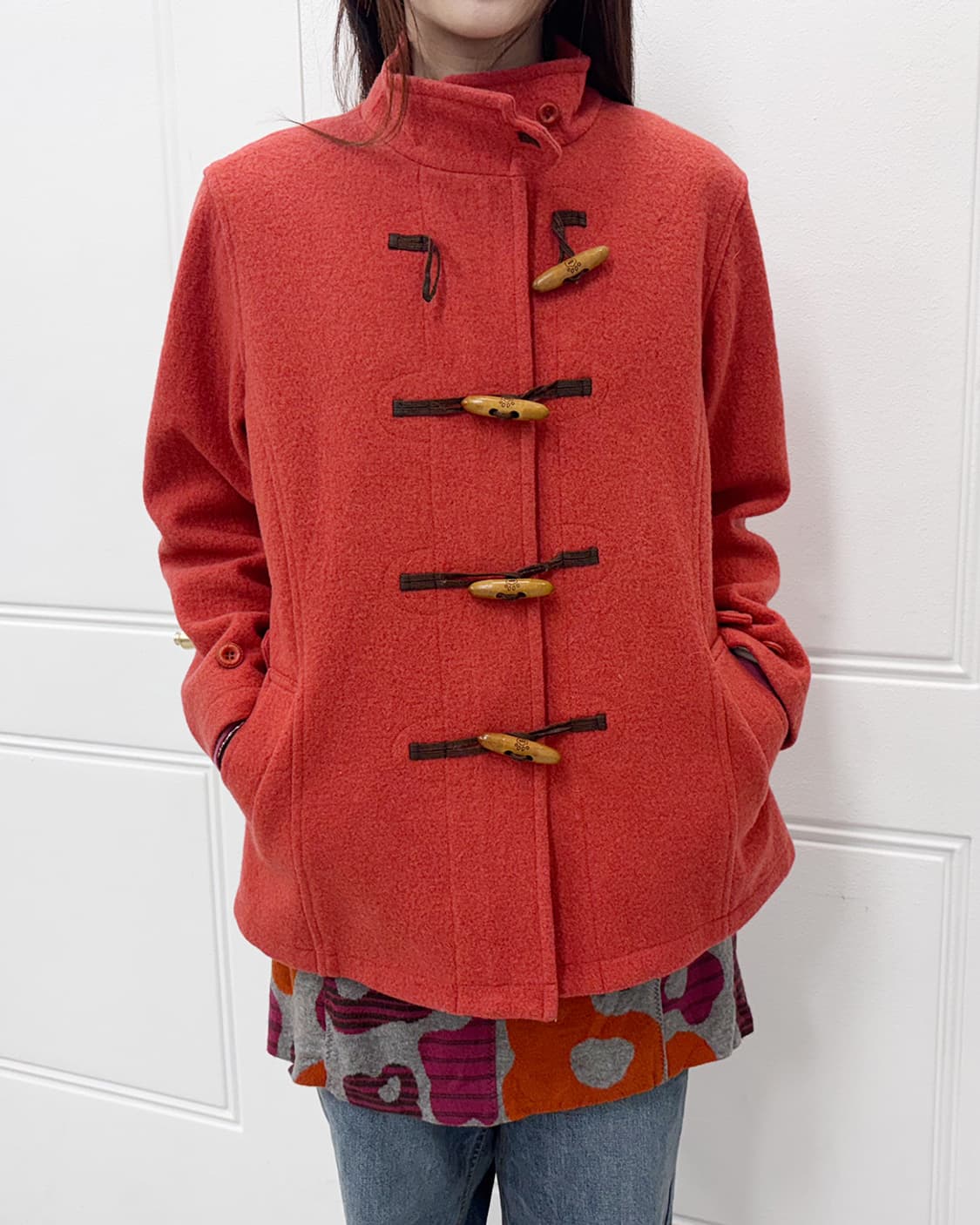 iyo오렌지 토글 하이넥 하프 코트 상품이미지1