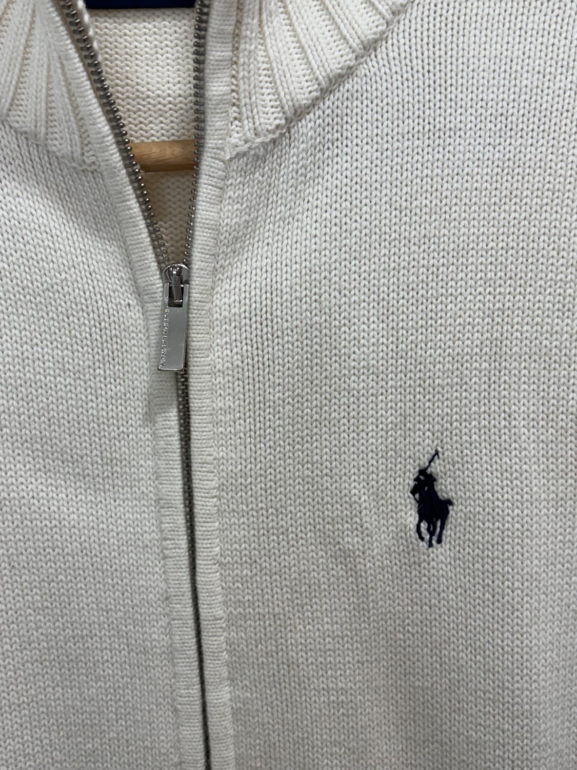 폴로 흰색 화이트 꽈배기 니트 자켓 상품이미지6