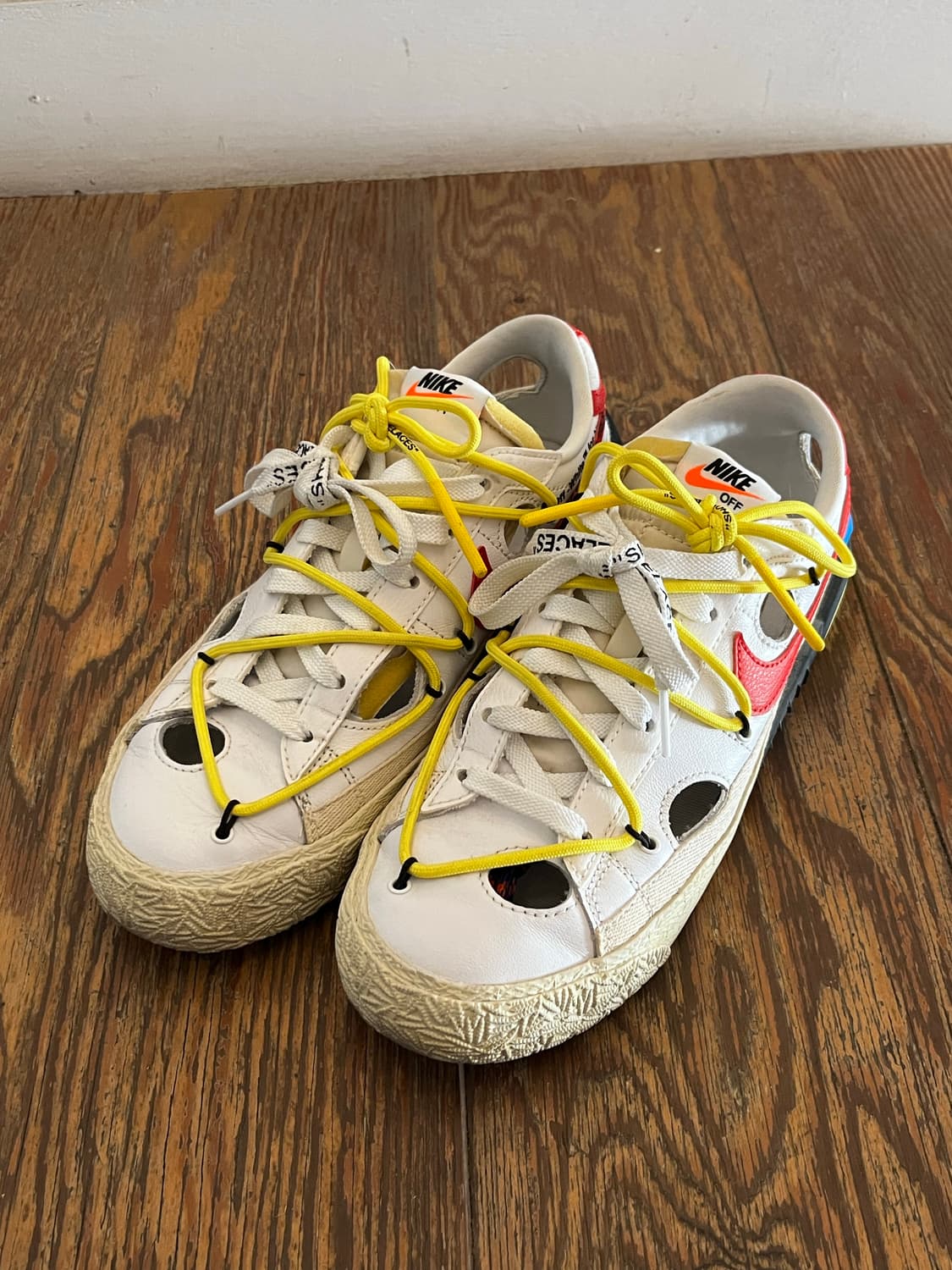 나이키 오프화이트 블레이저 로우 ‘77 화이트 250 상품이미지1