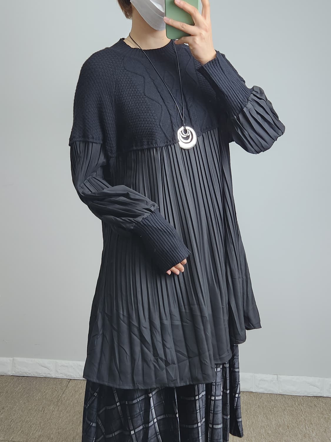 플리츠 니트  블라우스 상품이미지2