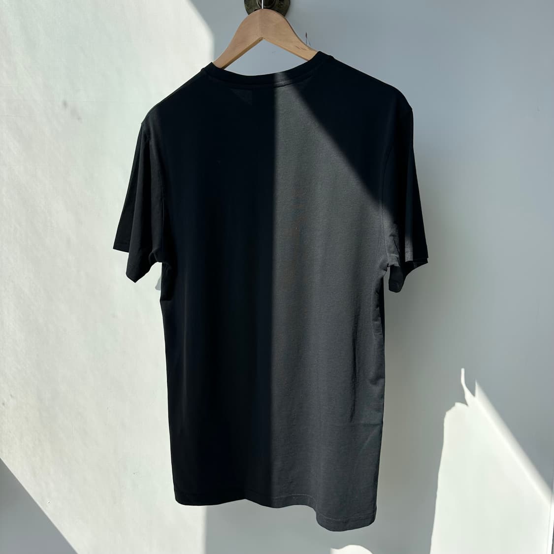 비비안웨스트우드 기후혁명 반팔티 상품이미지4