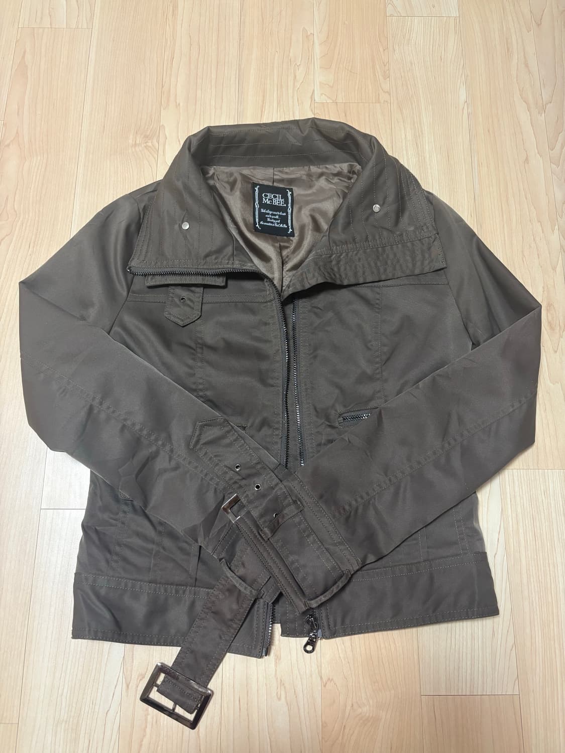 세실맥비 크롭 자켓 상품이미지1