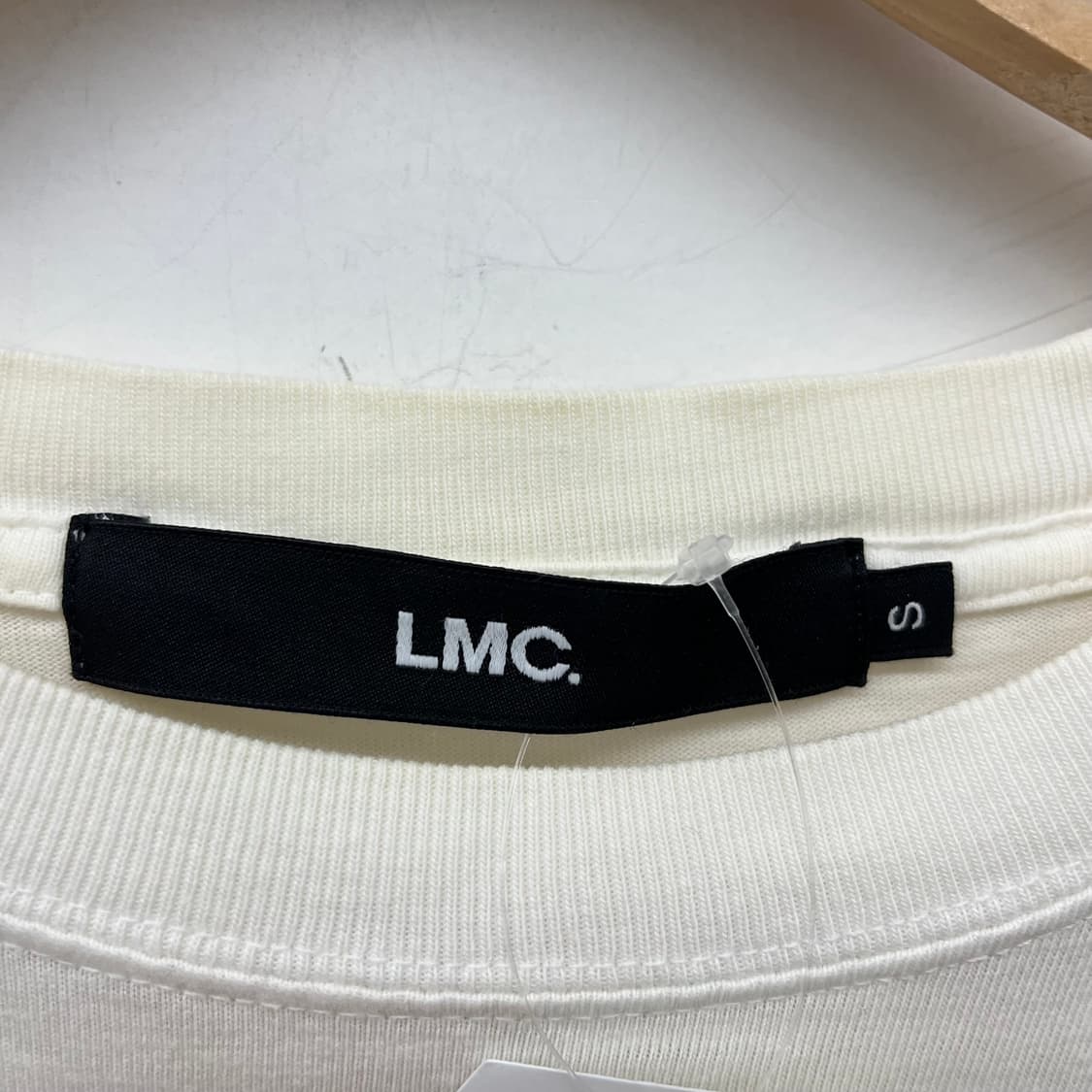 LMC 베어 그래픽 반팔 티셔츠 화이트 남성S 상품이미지4