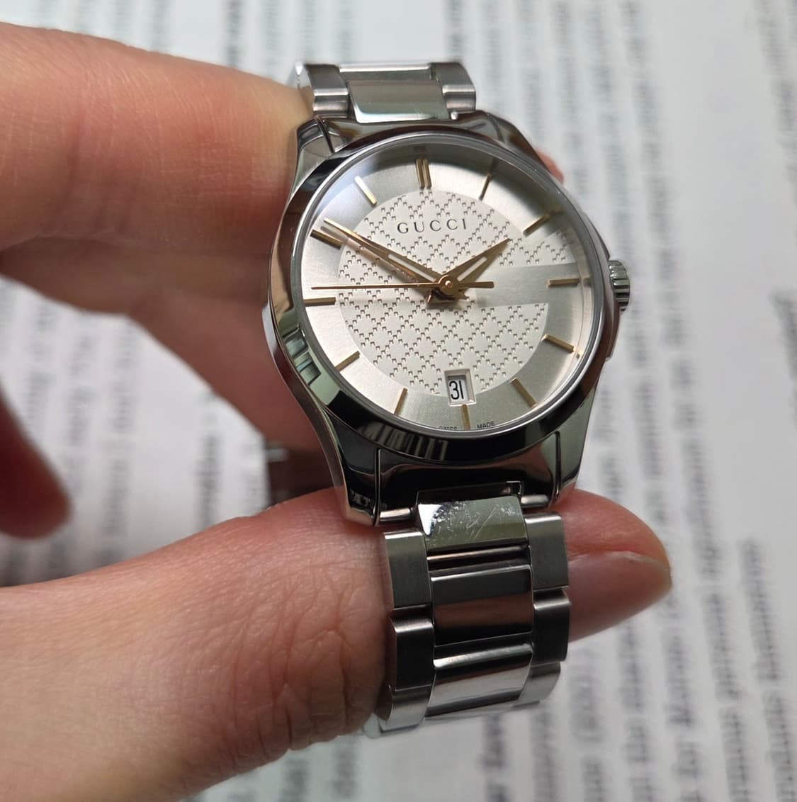 구찌 G타임리스 126.5 실버다이얼 여성용 쿼츠 브레이슬릿 ver.
 상품이미지5