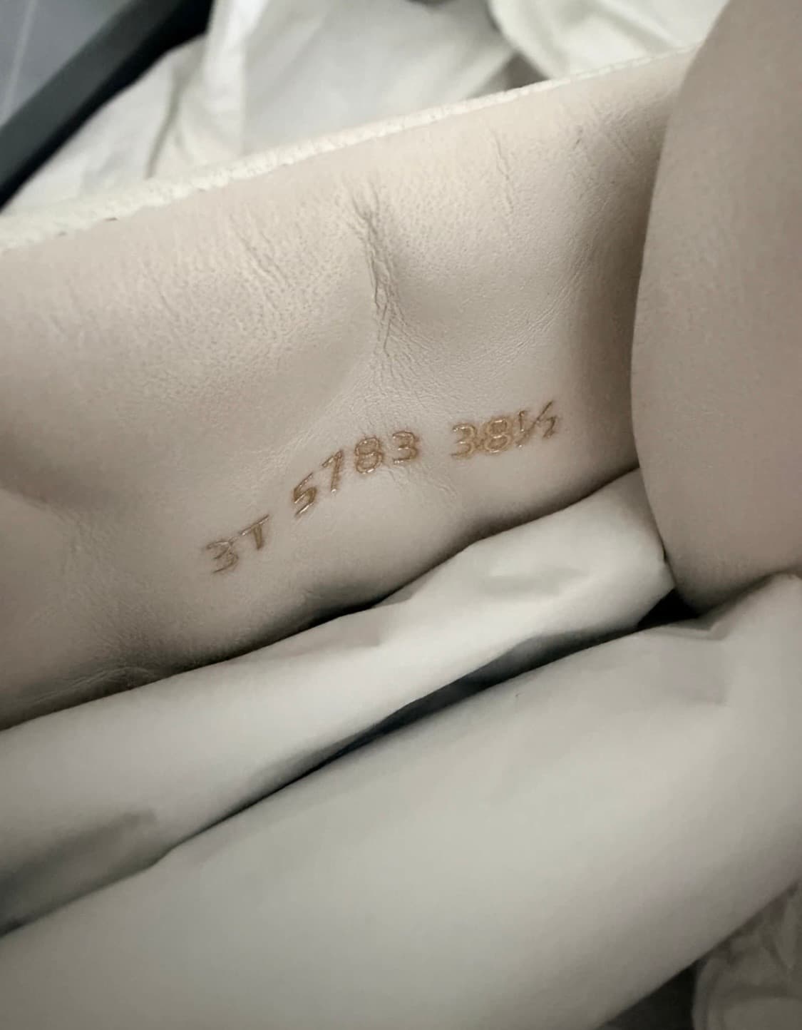 프라다 레더 하이탑 스니커즈 38 1/2 상품이미지3