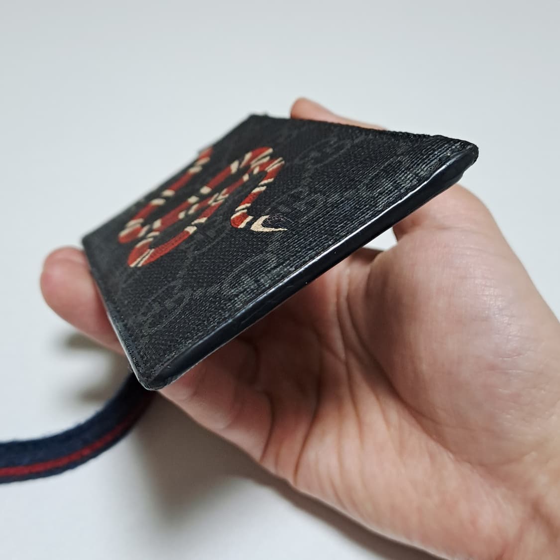 [100%/정품] 구찌 슈프림 모노그램 킹스네이크 카드지갑, 구찌지갑 상품이미지7