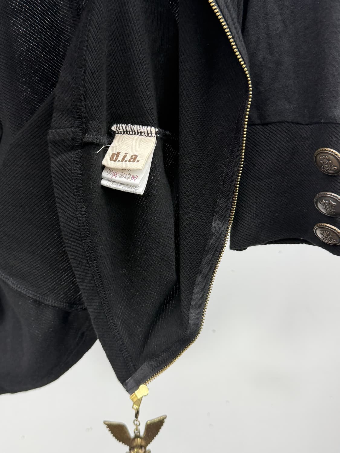 D.I.A. Back Cross Ring Off-Shoulder Zip 상품이미지8