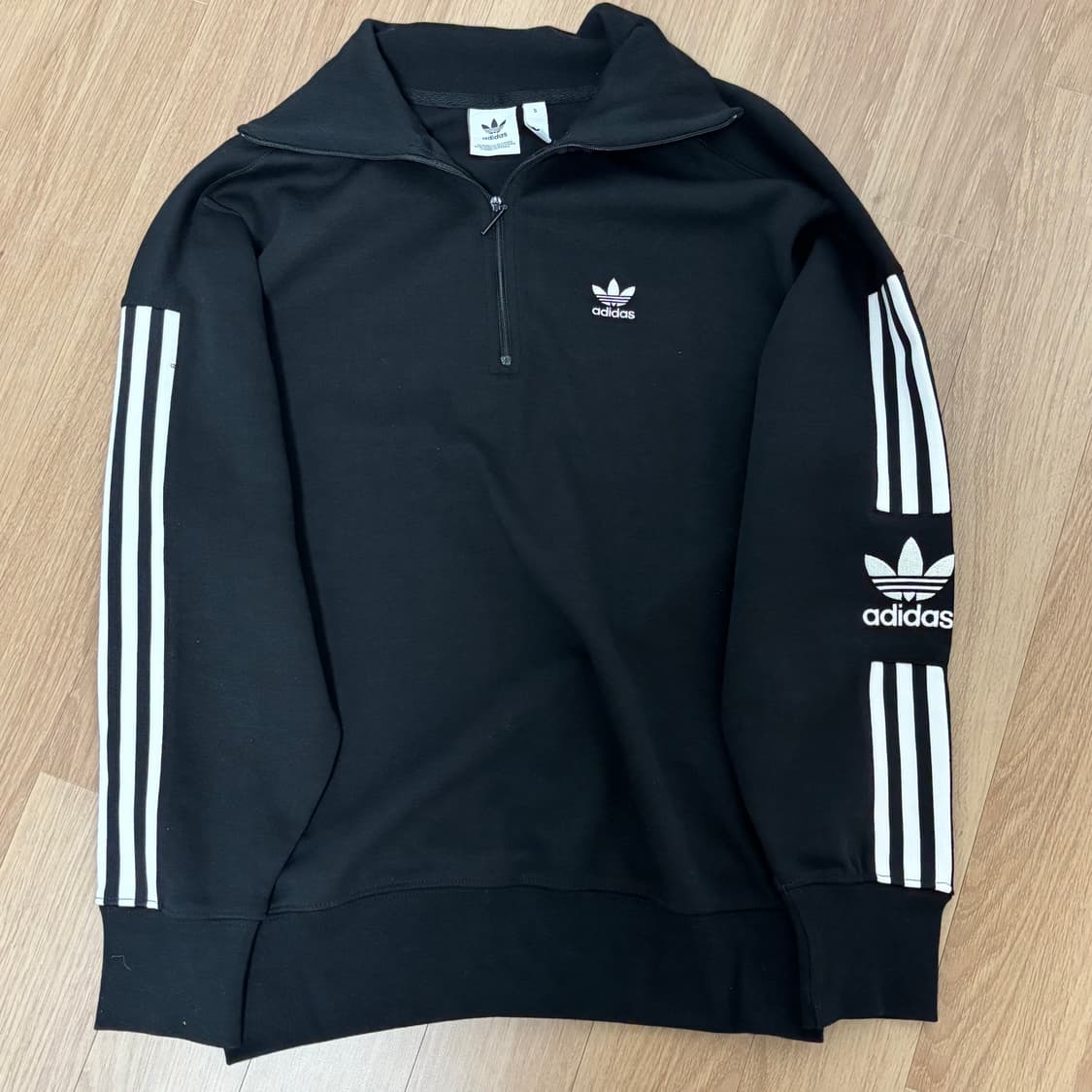 아디다스 아디 블핑 제니 착용 파이어버드 블랙 반집업 집업 상품이미지2