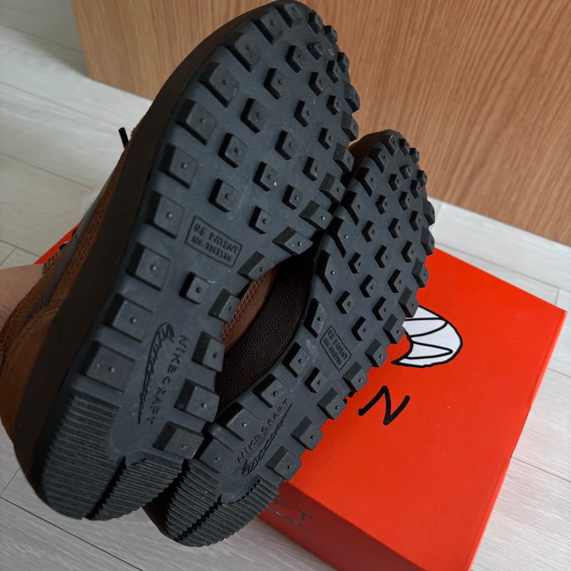 나이키 x 톰 삭스 제너럴 퍼포즈 슈 브라운 상품이미지5