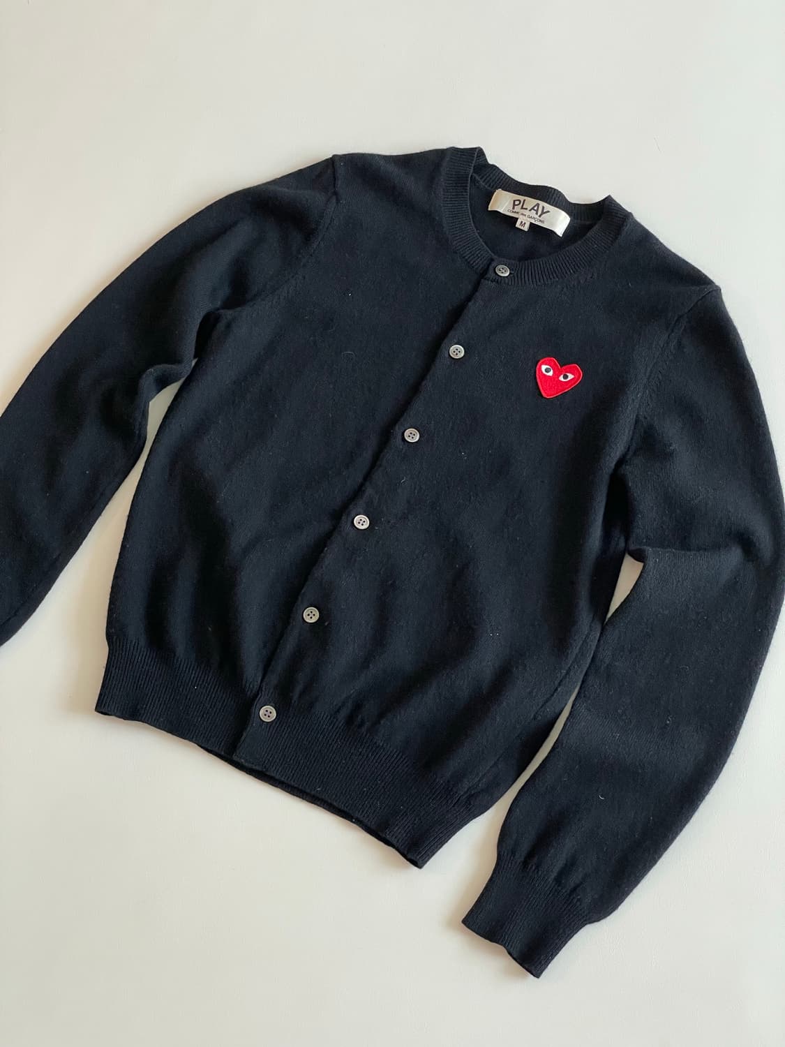 꼼데가르송 플레이 블랙 니트 가디건 M사이즈 상품이미지1