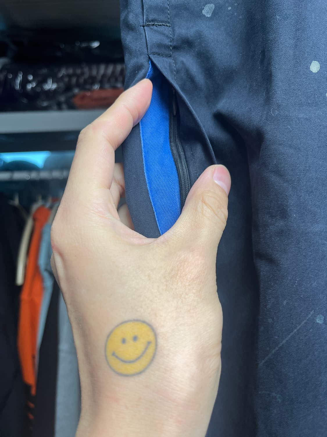 소프넷 유니폼익스페리먼트 페인트 스팟 네이비 팬츠 3 상품이미지3