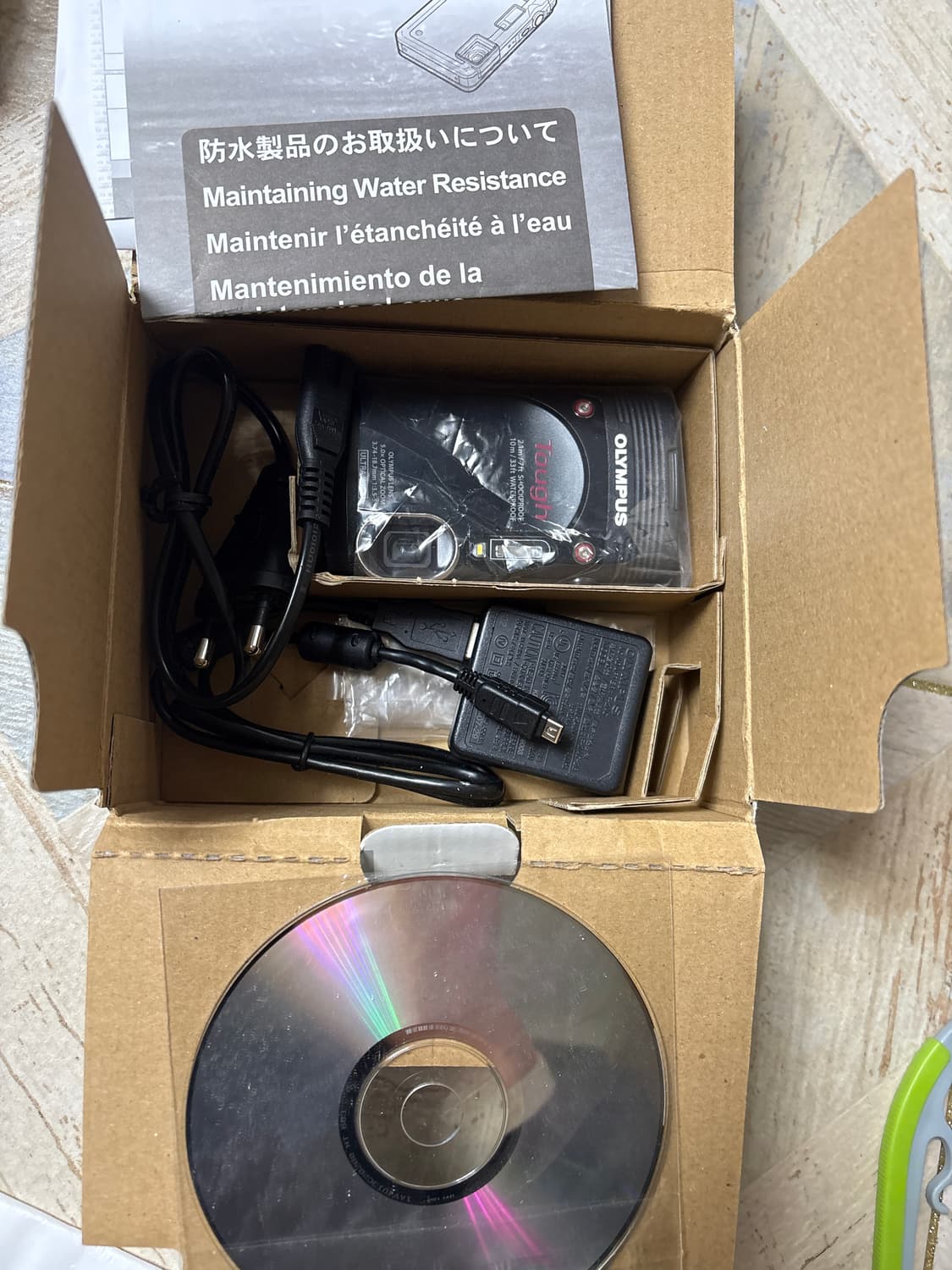 올림푸스 TG850(단순개봉) 상품이미지2