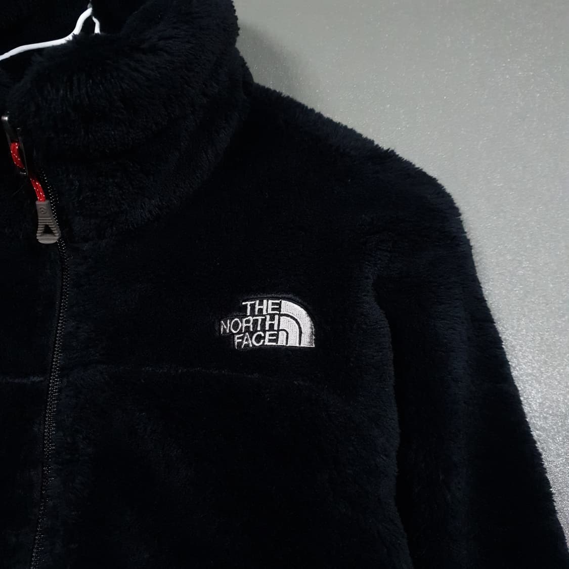 여성 M) 노스페이스 써밋 벌사로프트 푸모리 플리스 블랙 후리스 자켓 상품이미지2