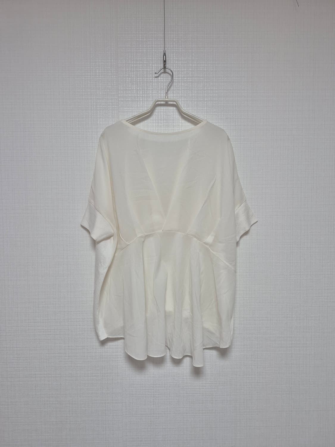 Rosebud Tank 드레이프 풀오버 아이보리 상품이미지2