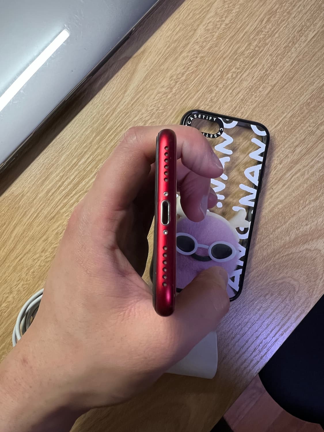 새거급 아이폰SE3 레드 256GB 상품이미지6