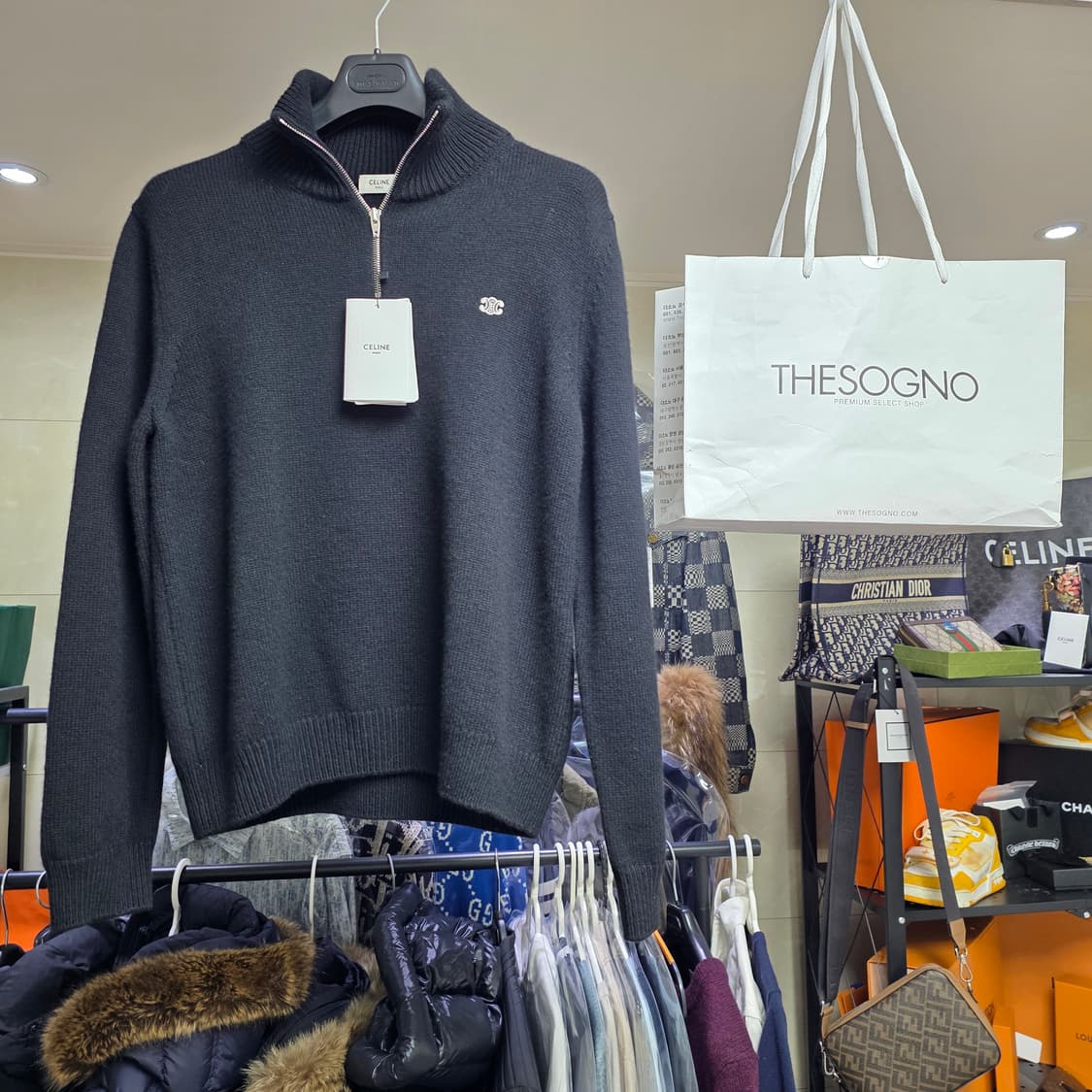 {클로젯}[M][더소뇨 풀구성]셀린느 트리오페 캐시미어 하프 집업 니트 상품이미지1