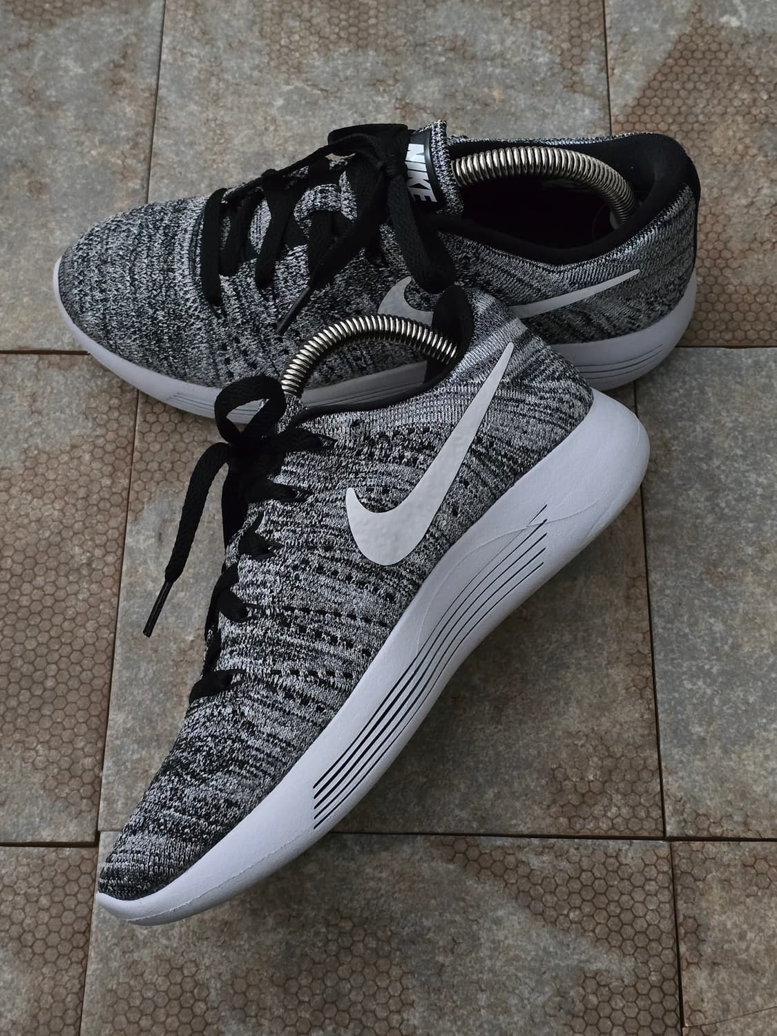 (230)나이키 루나에픽 로우 플라이니트 상품이미지5