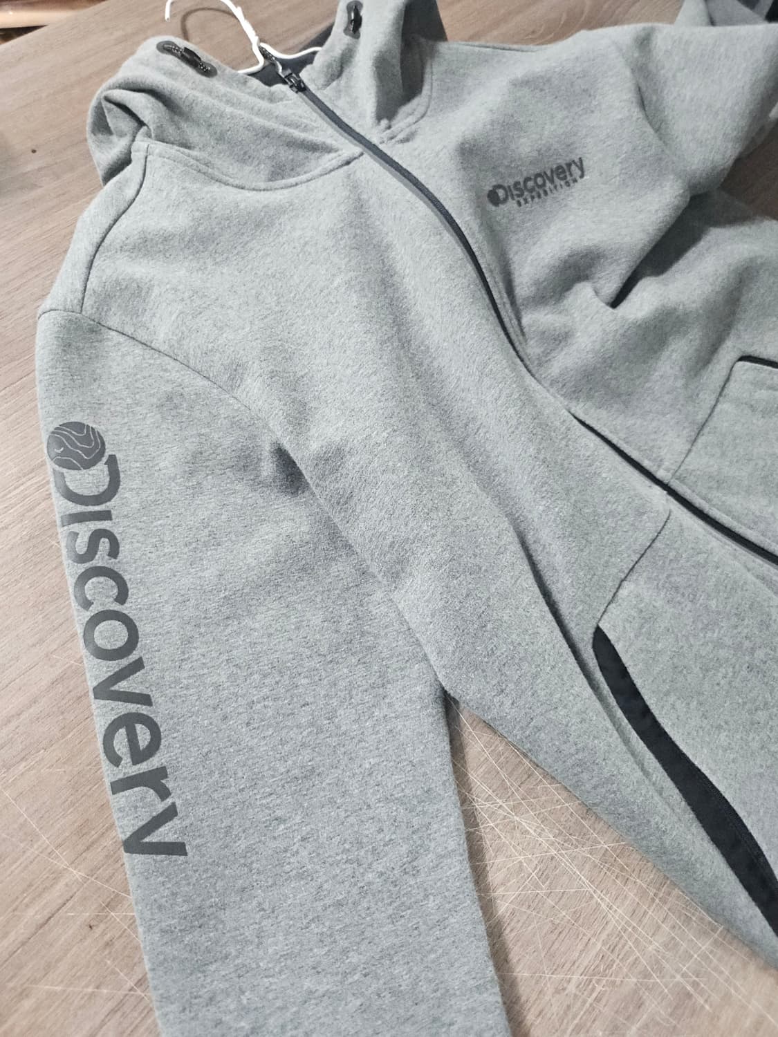 디스커버리(discovery) 후드 트레이닝 상의 상품이미지5