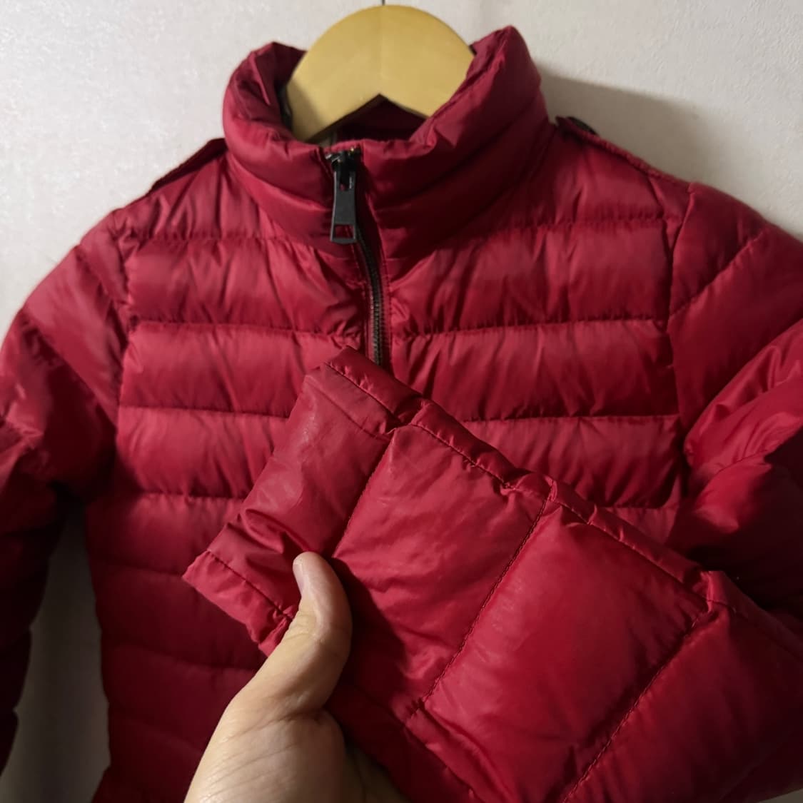 버버리 아동 패딩 점퍼 레드 (10세, 140cm) 상품이미지5