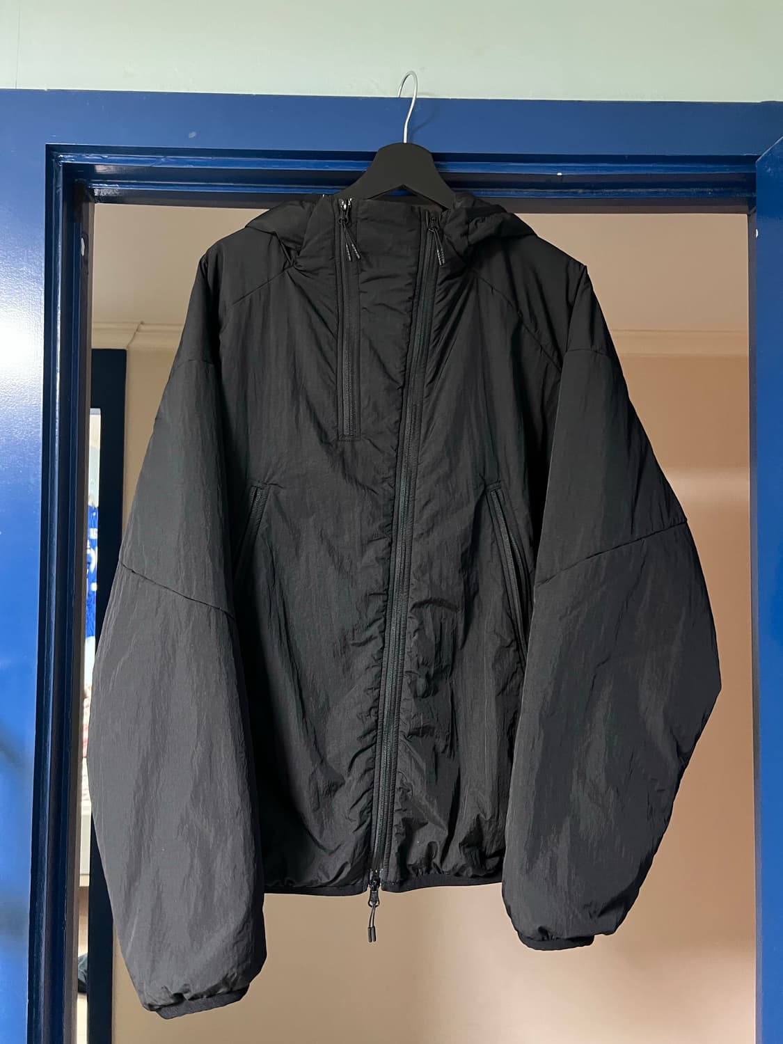 모이프AW24 DOUBLE-ZIP INSULATED PARKA BLACK 상품이미지1