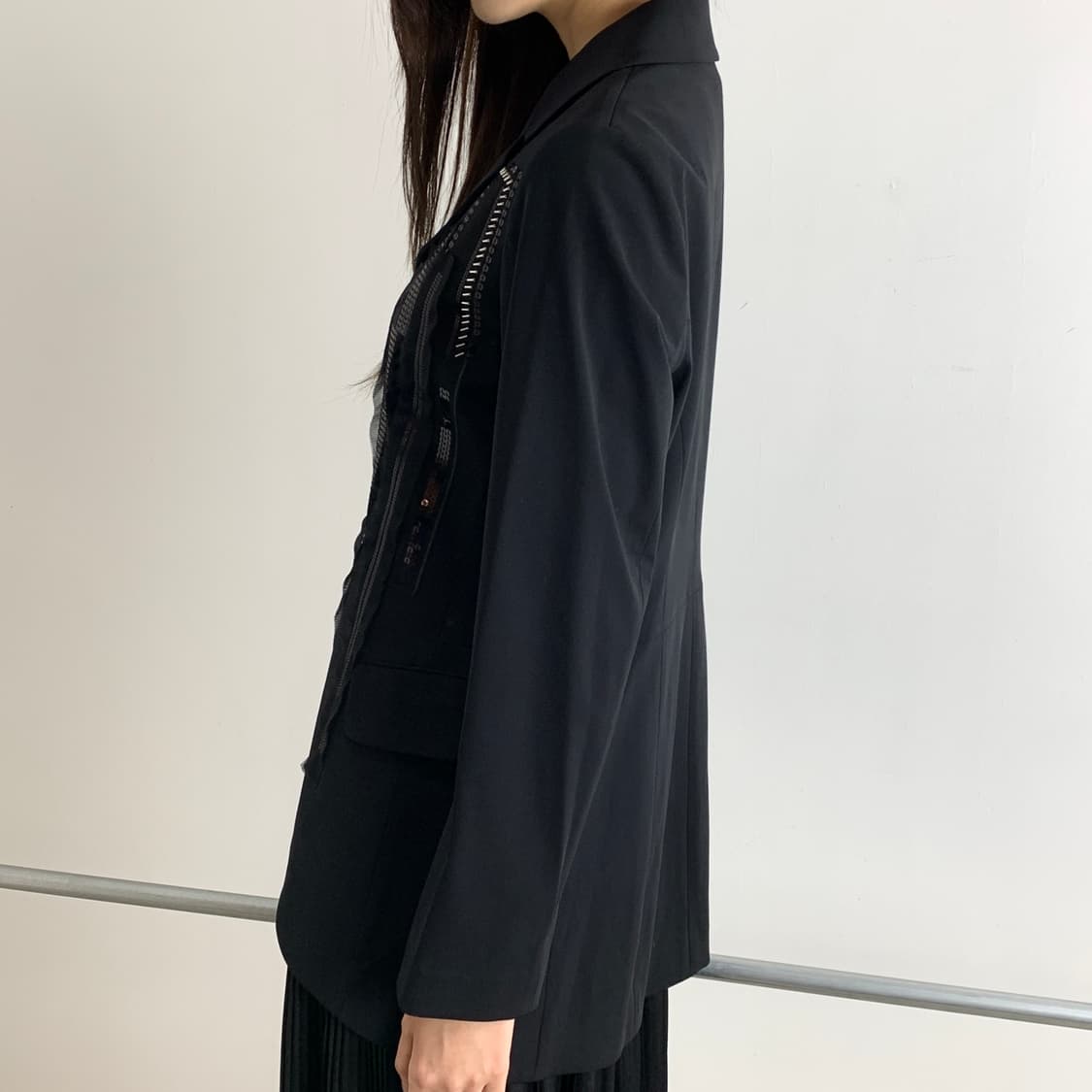 Crescent 스위칭 스팽글 테일러드 자켓 상품이미지3