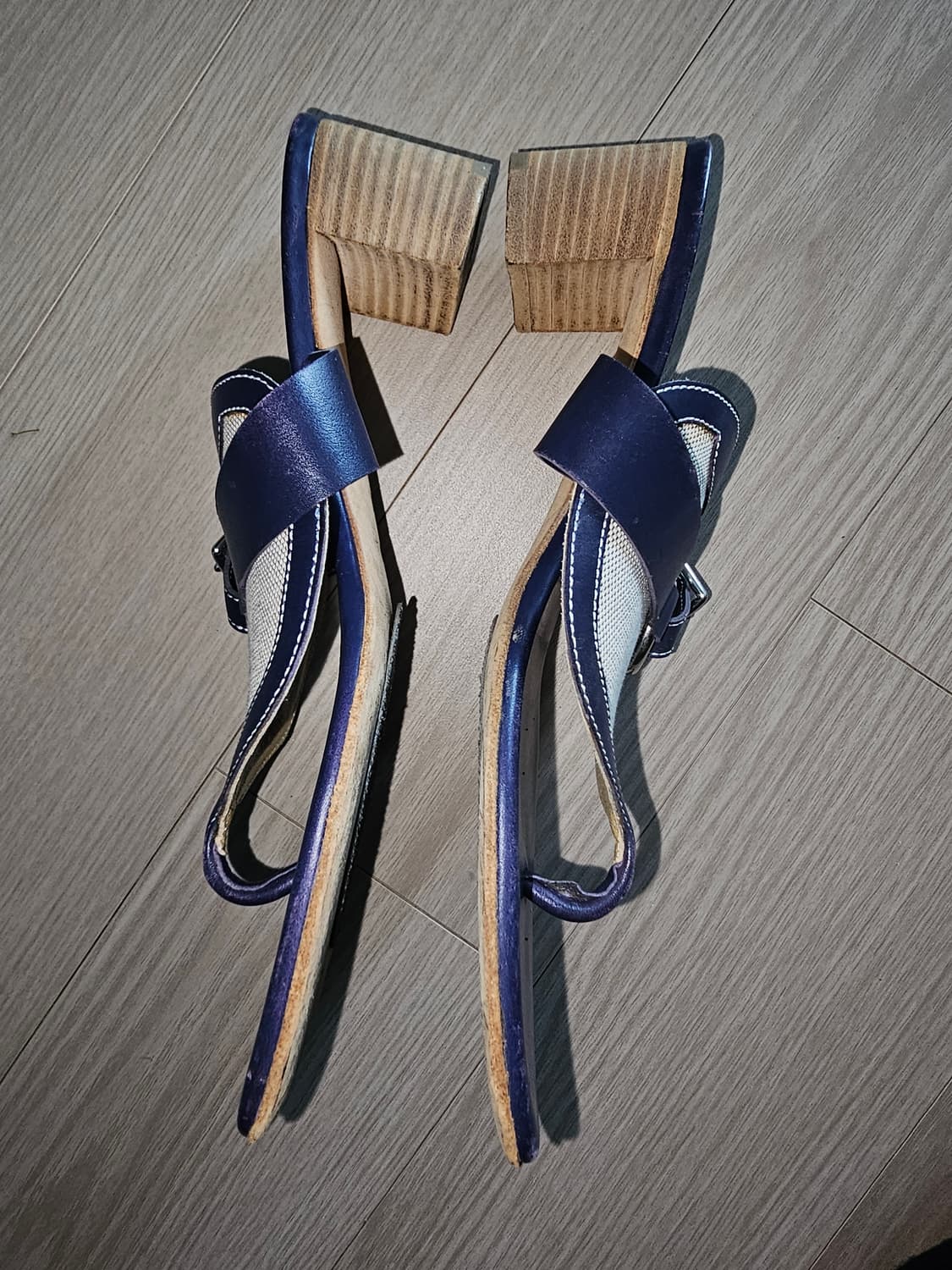 에르메스 여성 샌들 네이비 상품이미지3