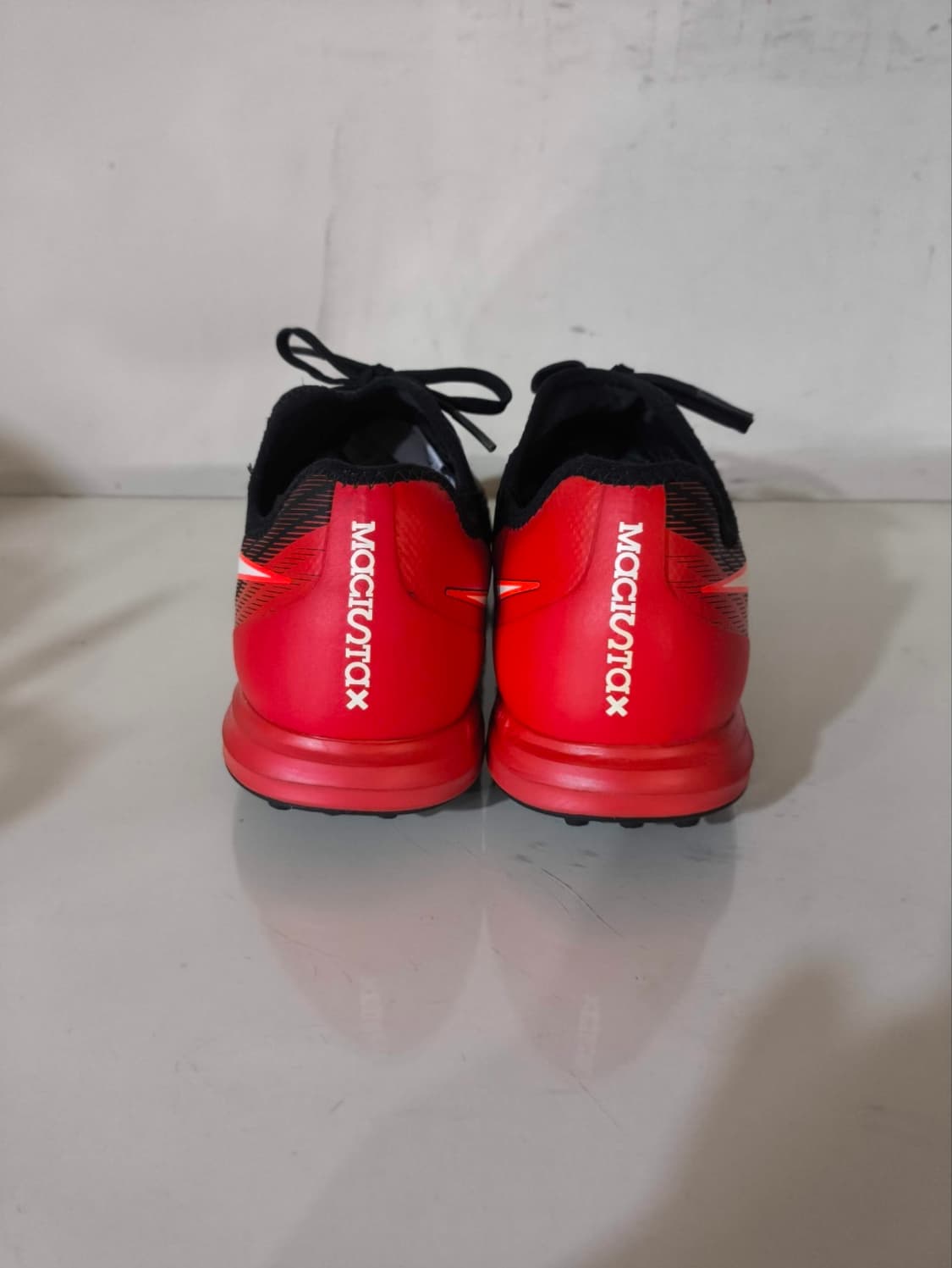 275mm 나이키 마지스타X 피날레 2 TF 풋살화 상품이미지5