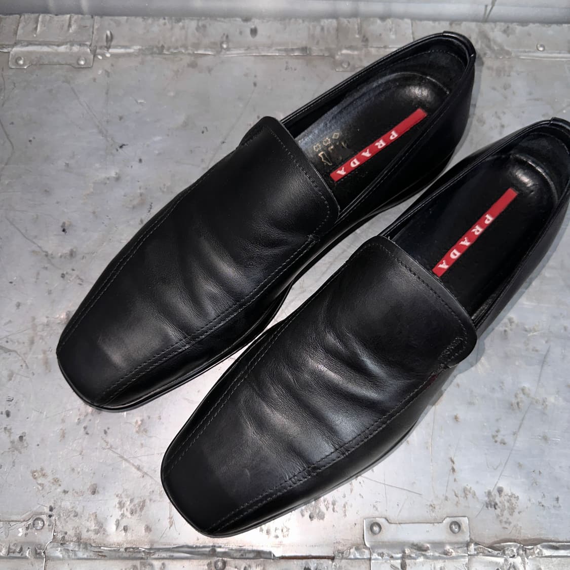 00s 빈티지 블랙 프라다 스포츠 스퀘어 토 로퍼 풀박스 상품이미지3