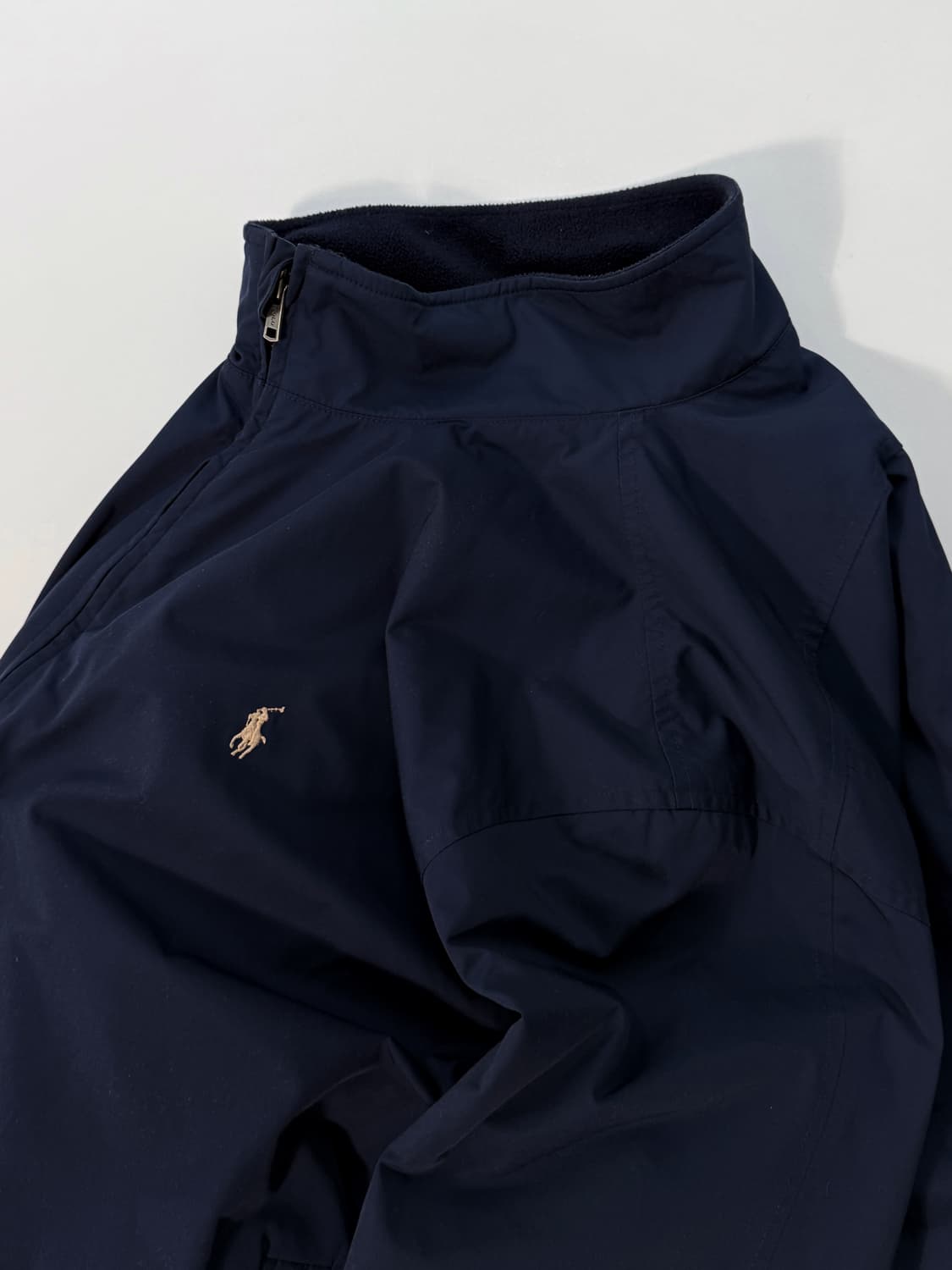 폴로 랄프로렌 00‘s 오버핏 딥네이비 폴리쉘 풀집업 봄버 점퍼 상품이미지6