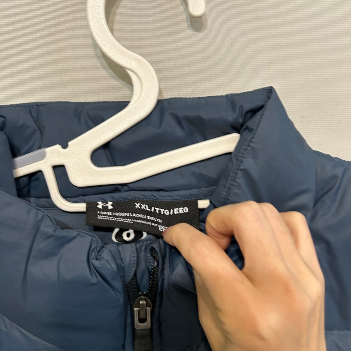 언더아머 남성 다운 베스트 패딩조끼 XXL 상태최상 상품이미지2