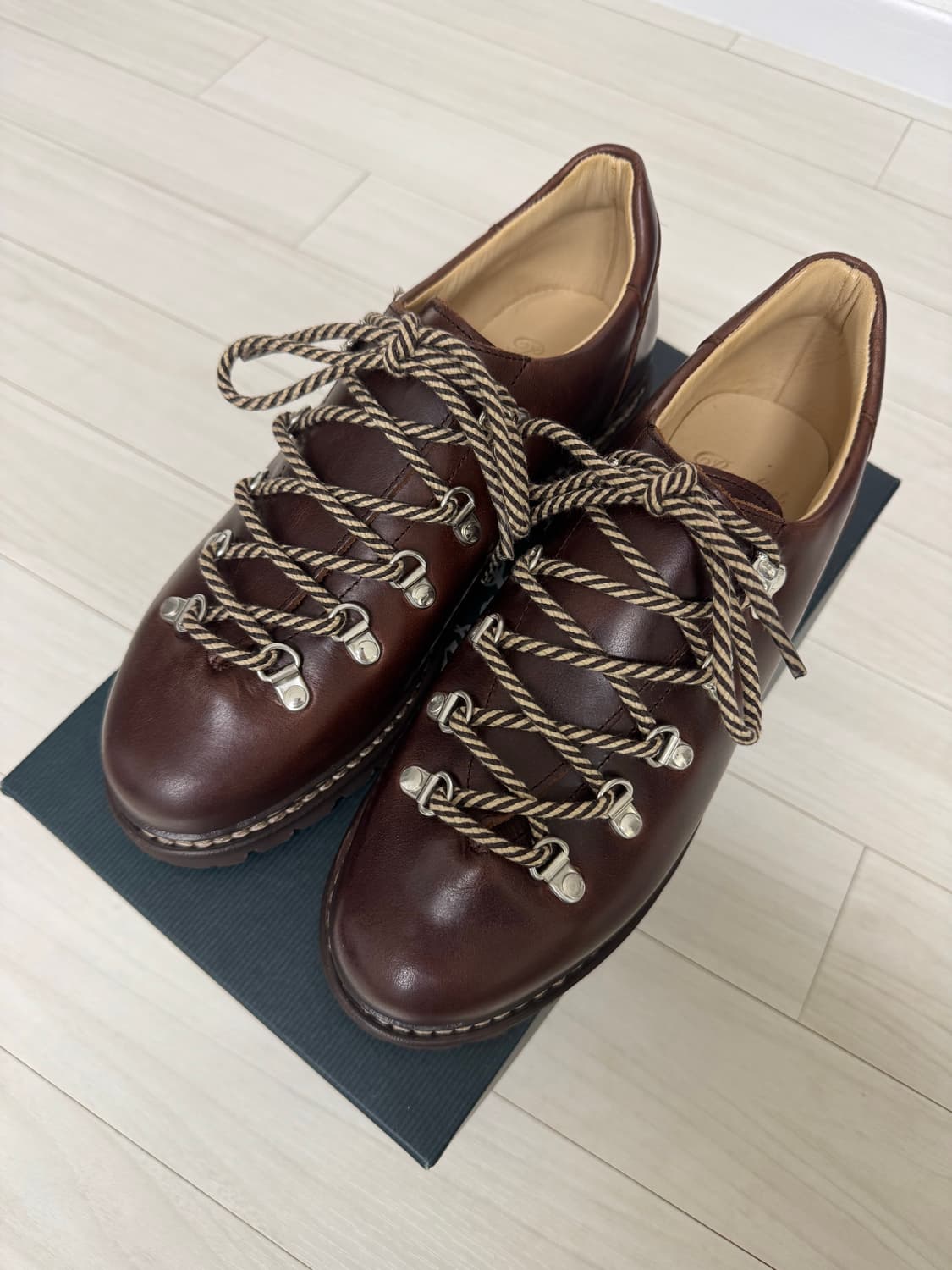 파라부트 클루사즈 에꼬르세 마룬 새상품 상품이미지1