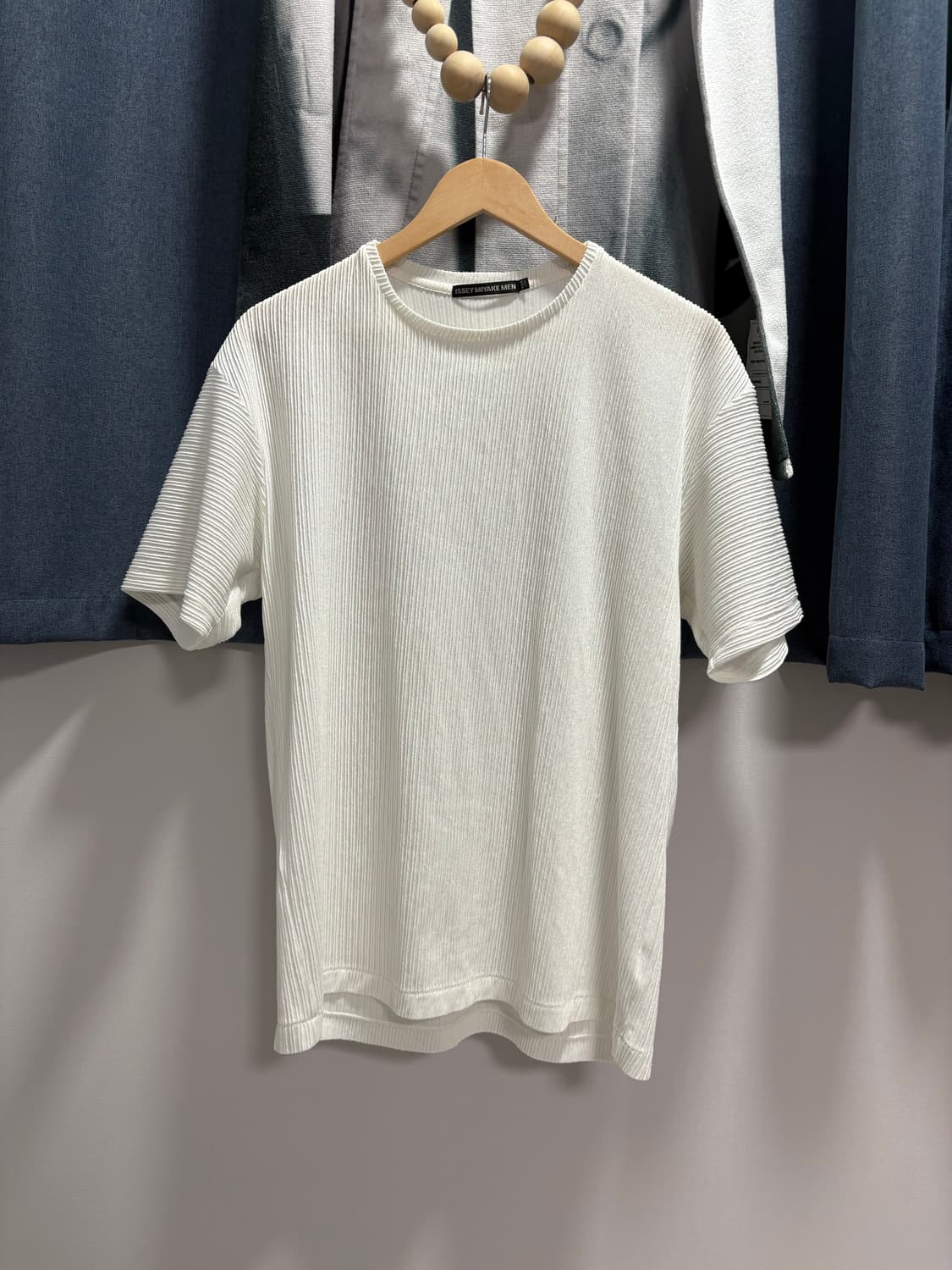 이세이미야케 맨즈 플리츠 반팔 상품이미지1