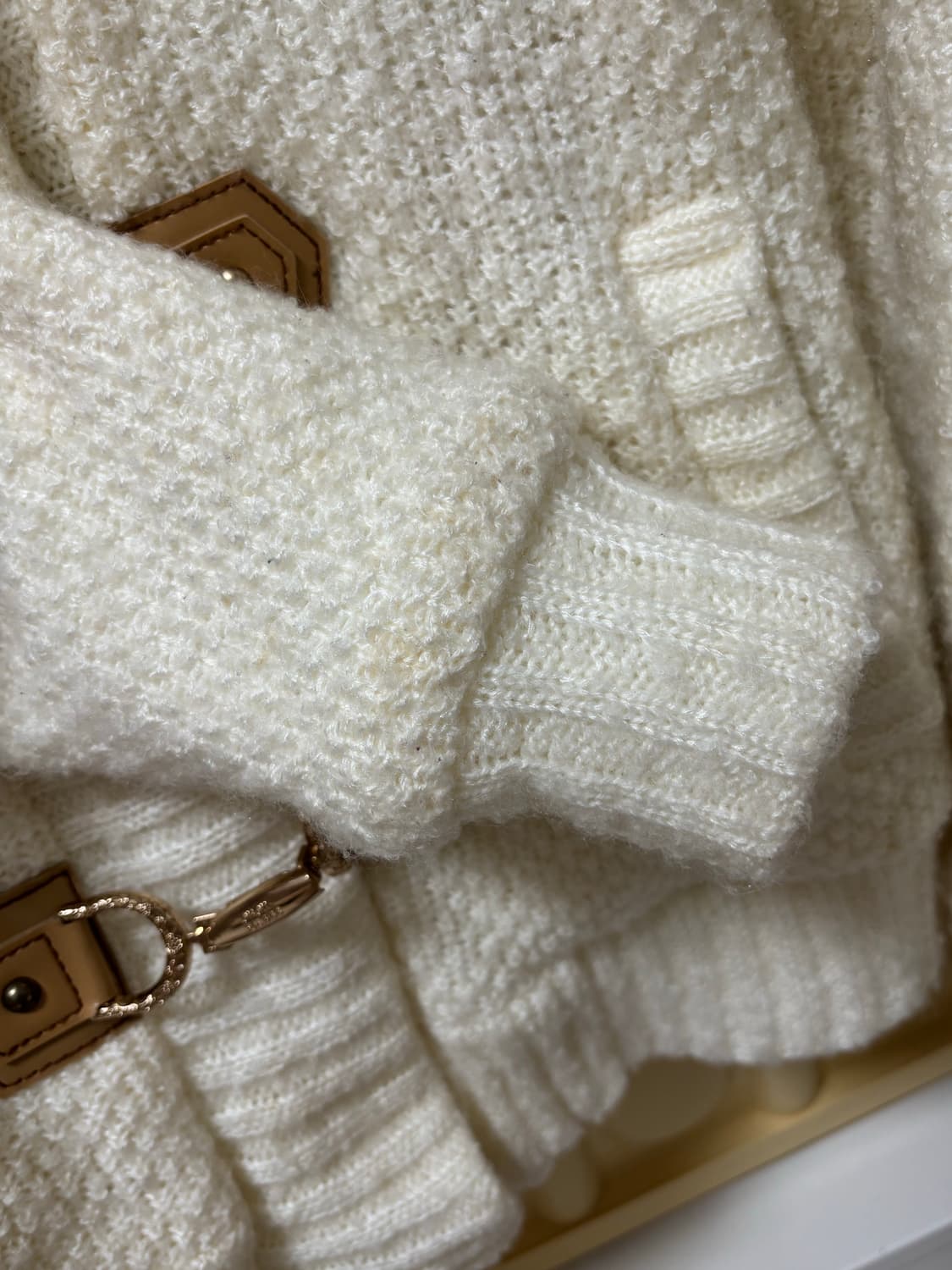 세실맥비 아이보리 퍼 니트자켓 갸루 상품이미지6