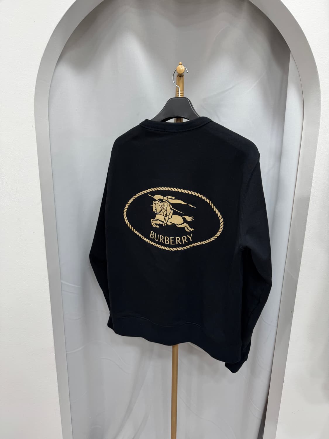 버버리 맨투맨 L  상품이미지1