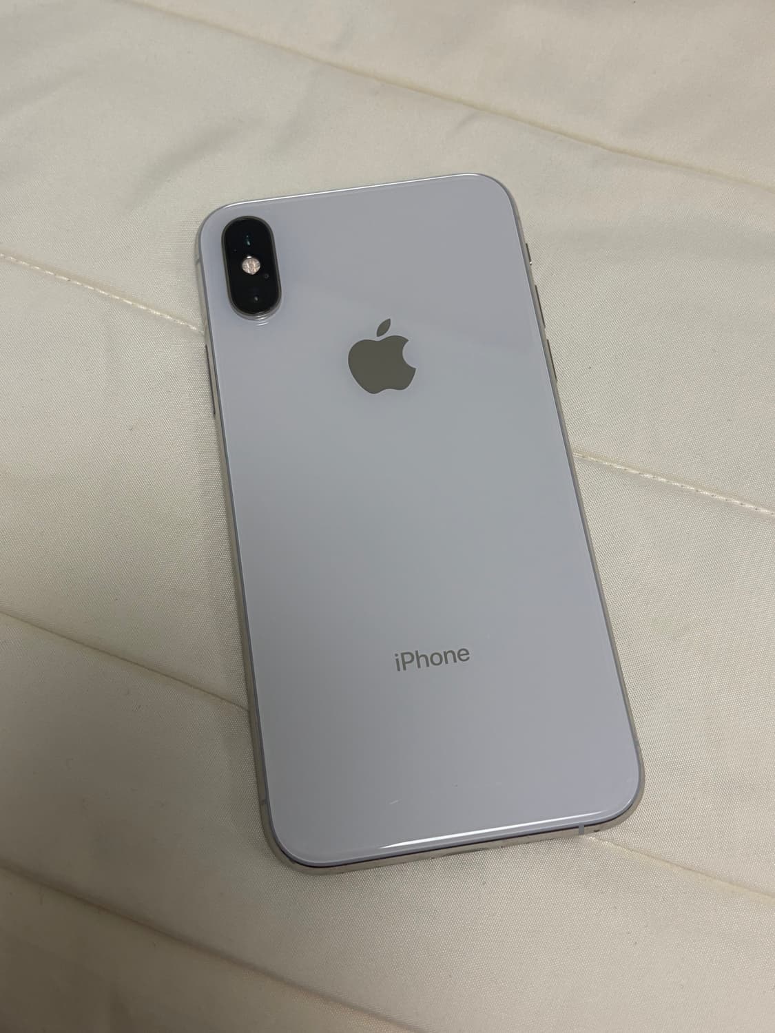 아이폰 xs 256기가 실버 상품이미지1