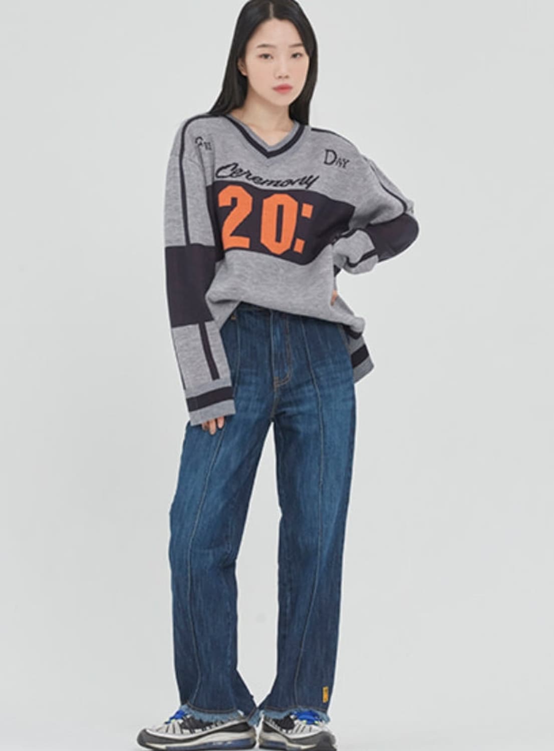 로맨틱크라운 브이넥 아크릴 니트 남녀공용 상품이미지2