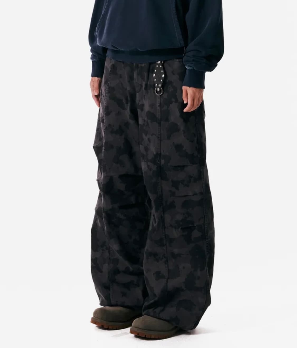 아캄 핀턱 카코 팬츠 - 블랙 상품이미지1