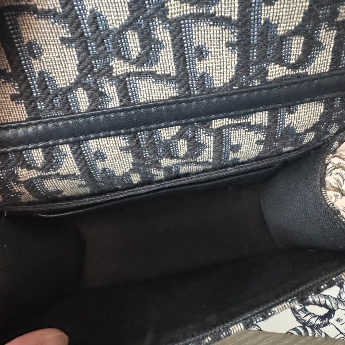 디올 오블리크 몽테인 나노 파우치 크로스백 상품이미지7