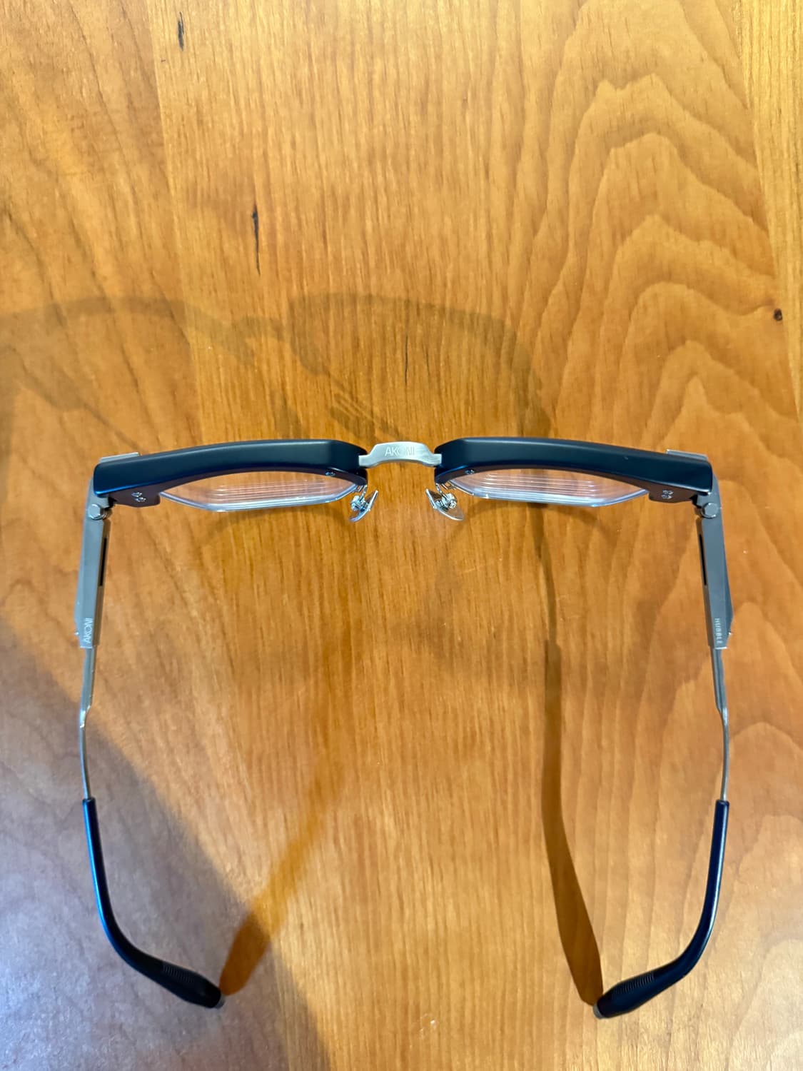 아코니 허블 네이비/실버 하금테 안경 상품이미지5