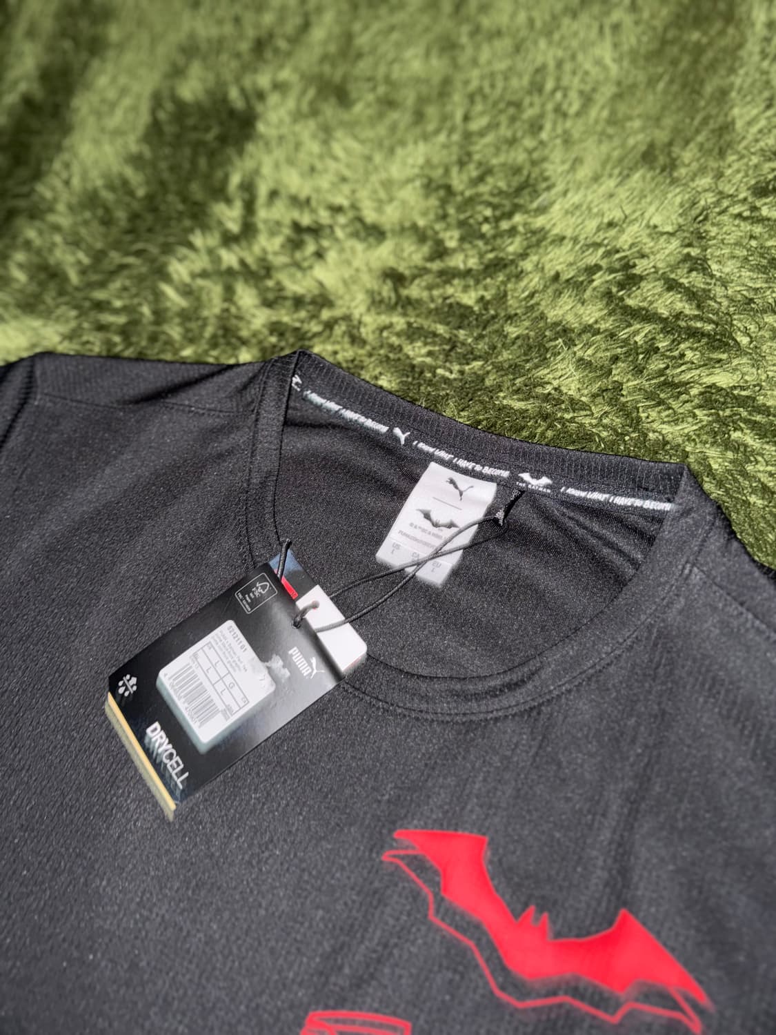 [S] 푸마 X 배트맨 콜라보 퍼포먼스 그래픽 티 블랙 상품이미지4