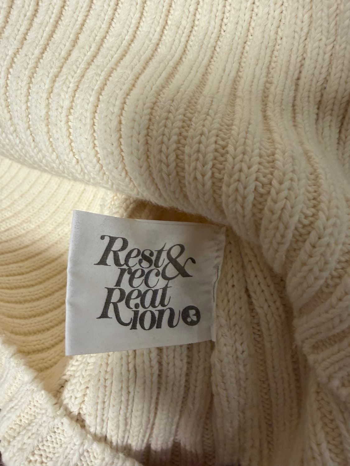 레스트앤레크리에이션 하프넥 크롭 니트 상품이미지6