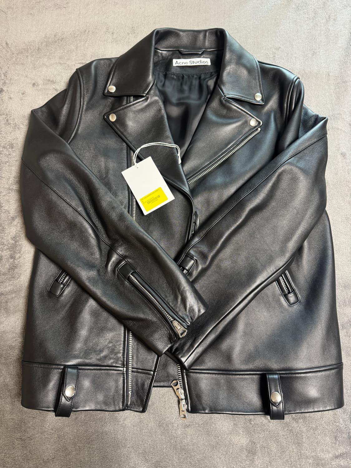 아크네 네이트 라이더 자켓 50사이즈 판매합니다. 상품이미지1