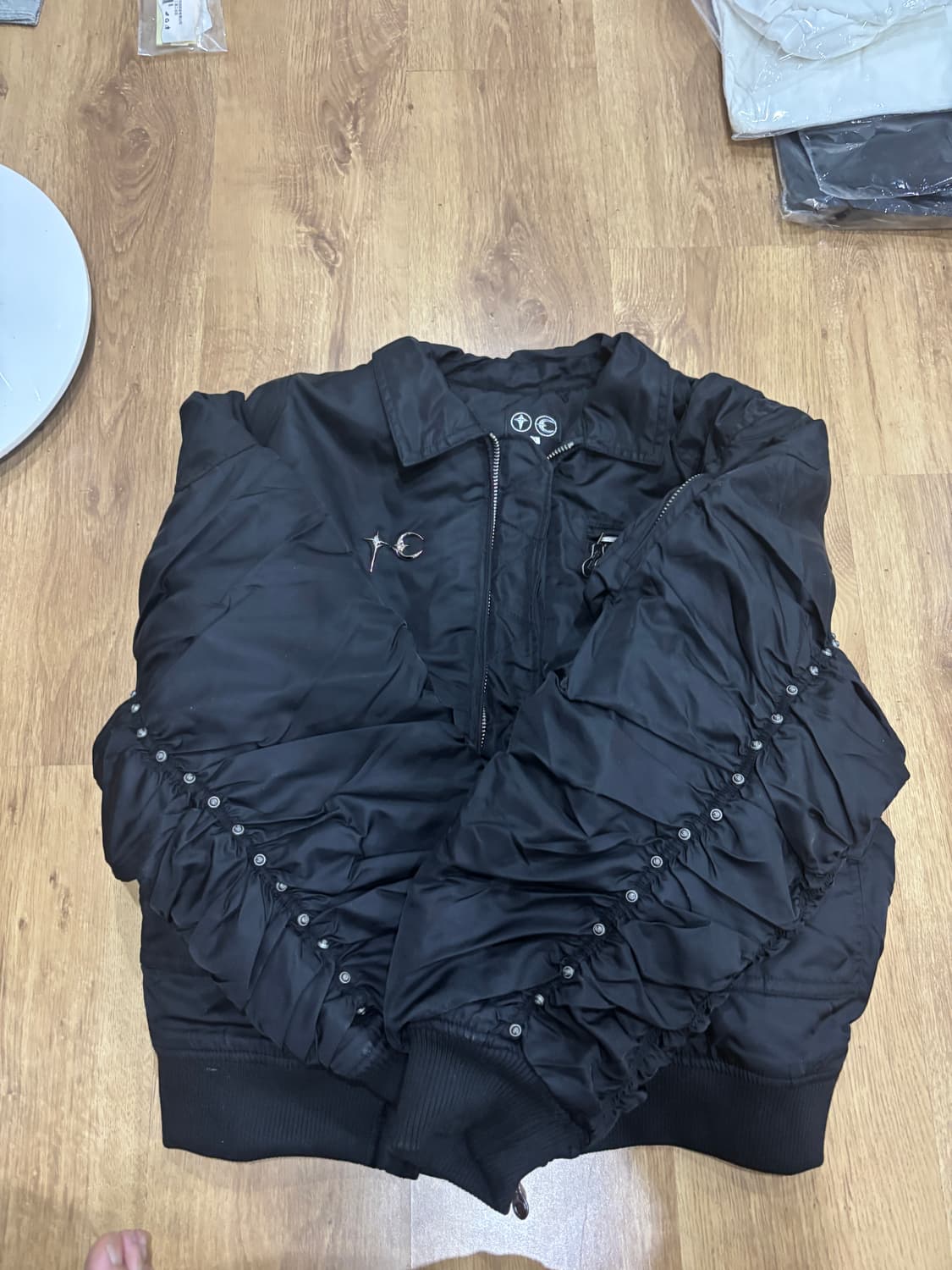 떠그 클럽 / 블랙 스터드 항공 점퍼 / 3 xl 105 상품이미지2