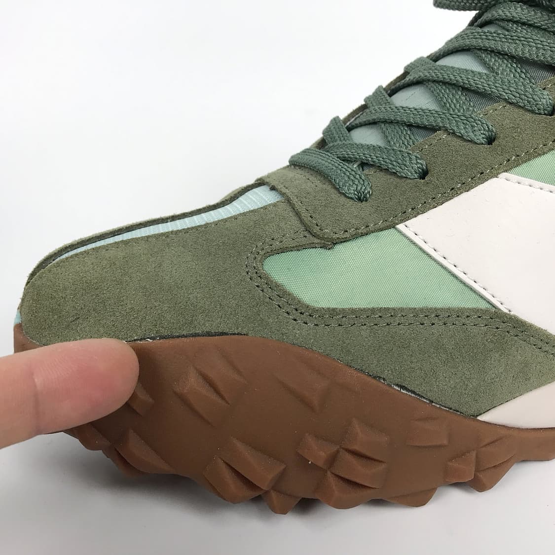 뉴발란스 XC72 그린 스니커즈 신발 남성275 상품이미지2