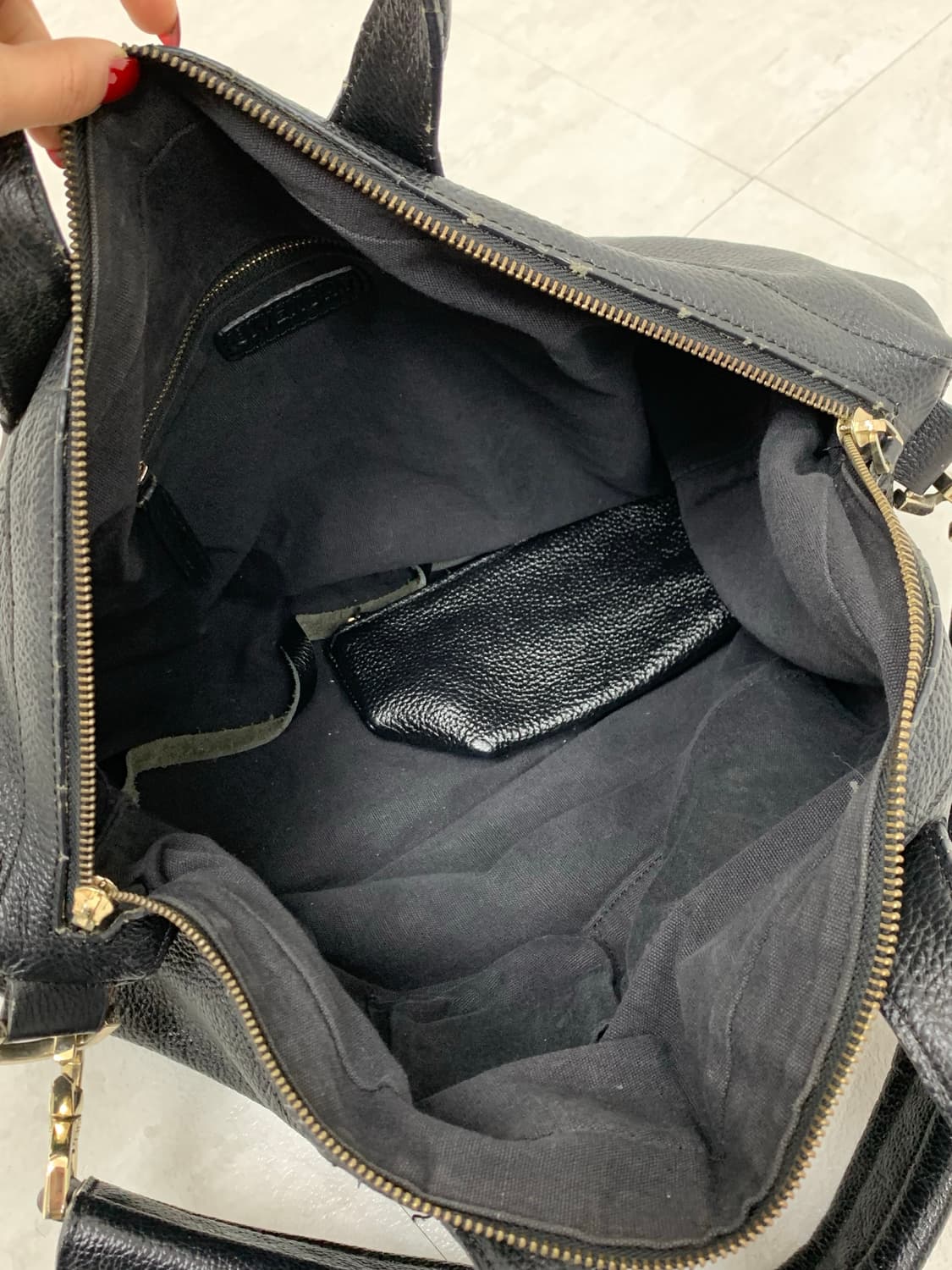 지방시 나이팅게일 숄더백 상품이미지5