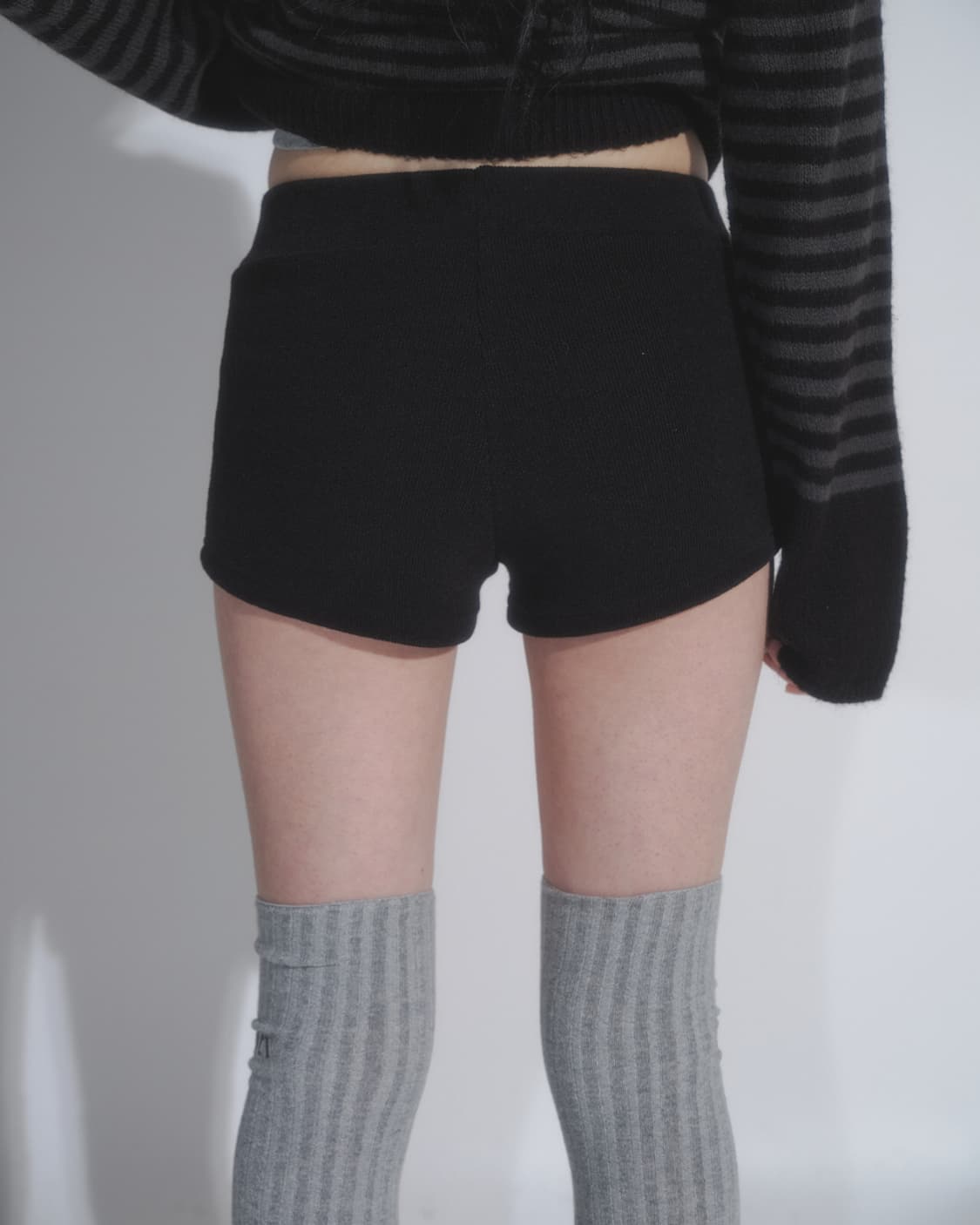 GEM MICRO SHORTS / BLACK 상품이미지5