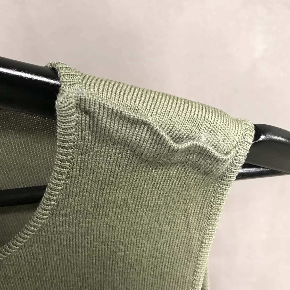 미우미우 슬리브리스 니트 40(W) 상품이미지6