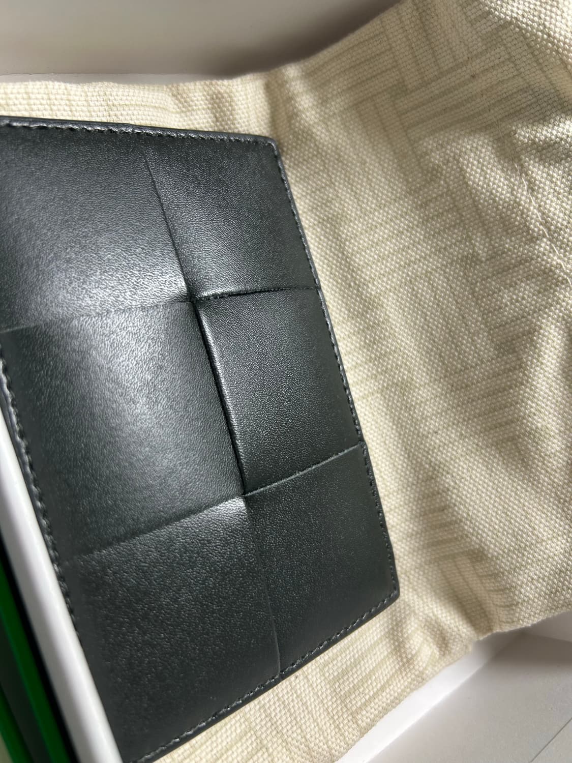 Bottega Veneta 카세트 신용카드 케이스 다크모스 카드지갑 상품이미지7